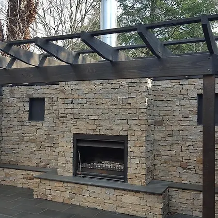 Montrose Barn House- Entire Home Exterior photo